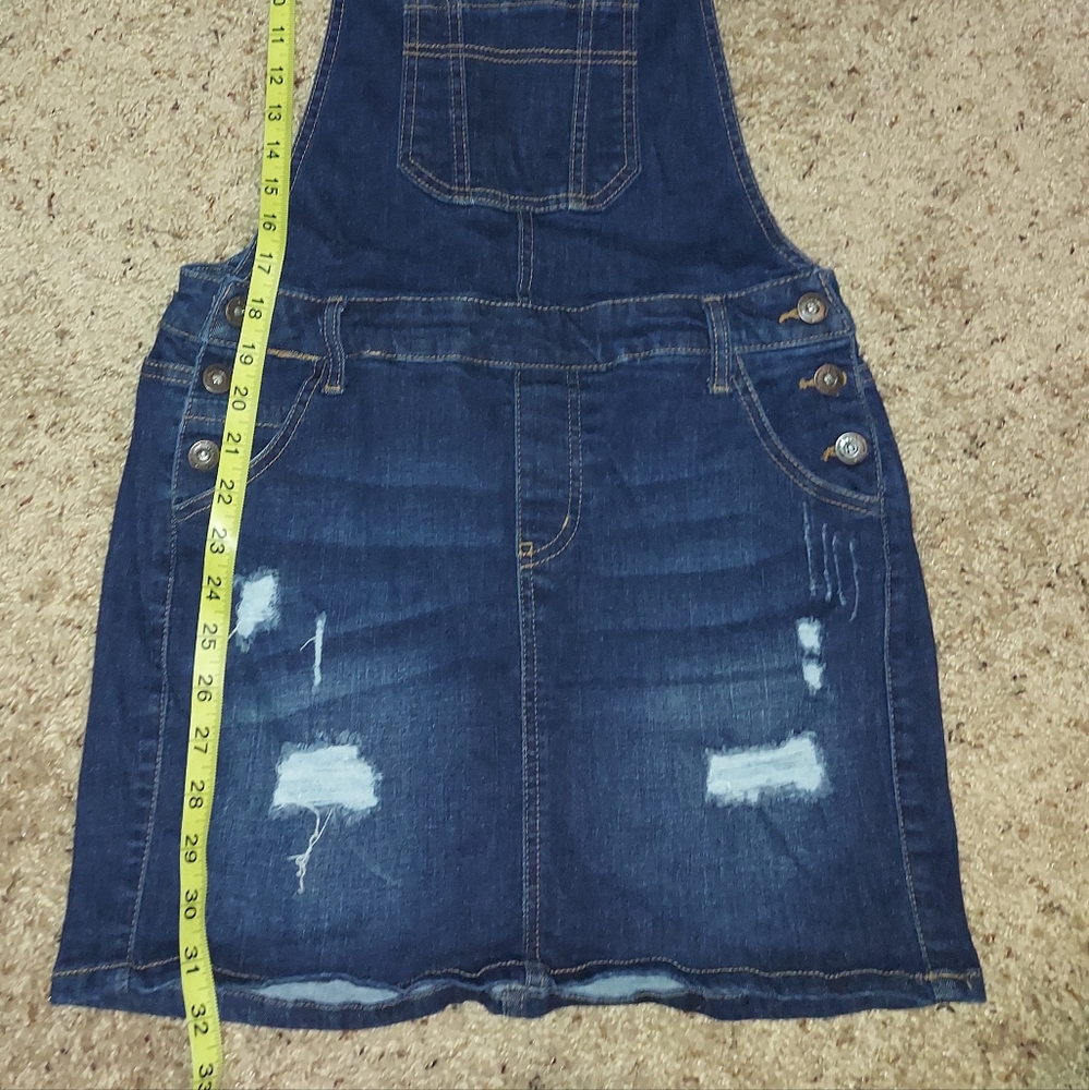 Distressed overall skirt - Size M